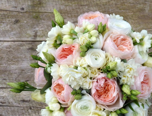 the-rose-shed-bouquet-kellys-weddign-easter-2013